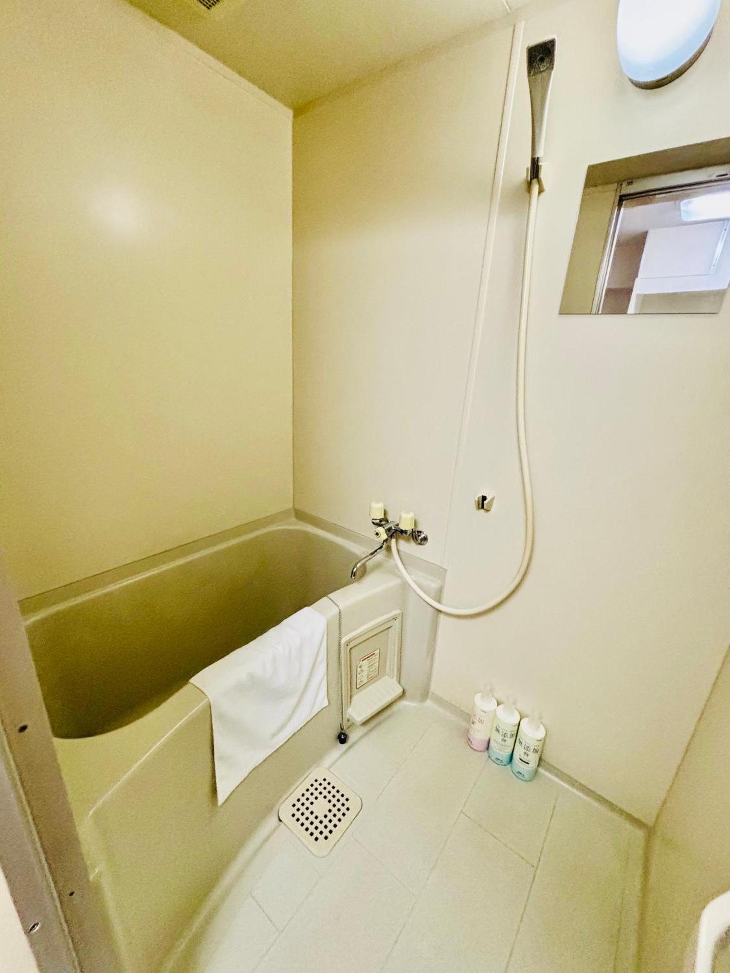 Guest House Flora Otemachi/フローラ大手町 Hiroshima Exterior photo